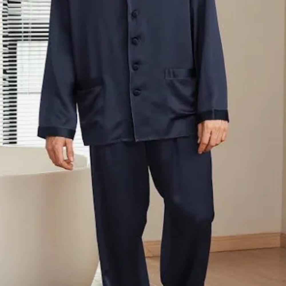 Lily Silk Black Silk Pajamas XL